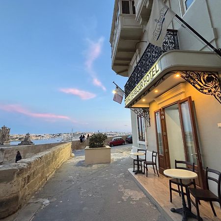 Grand Harbour Hotel Valletta Bagian luar foto