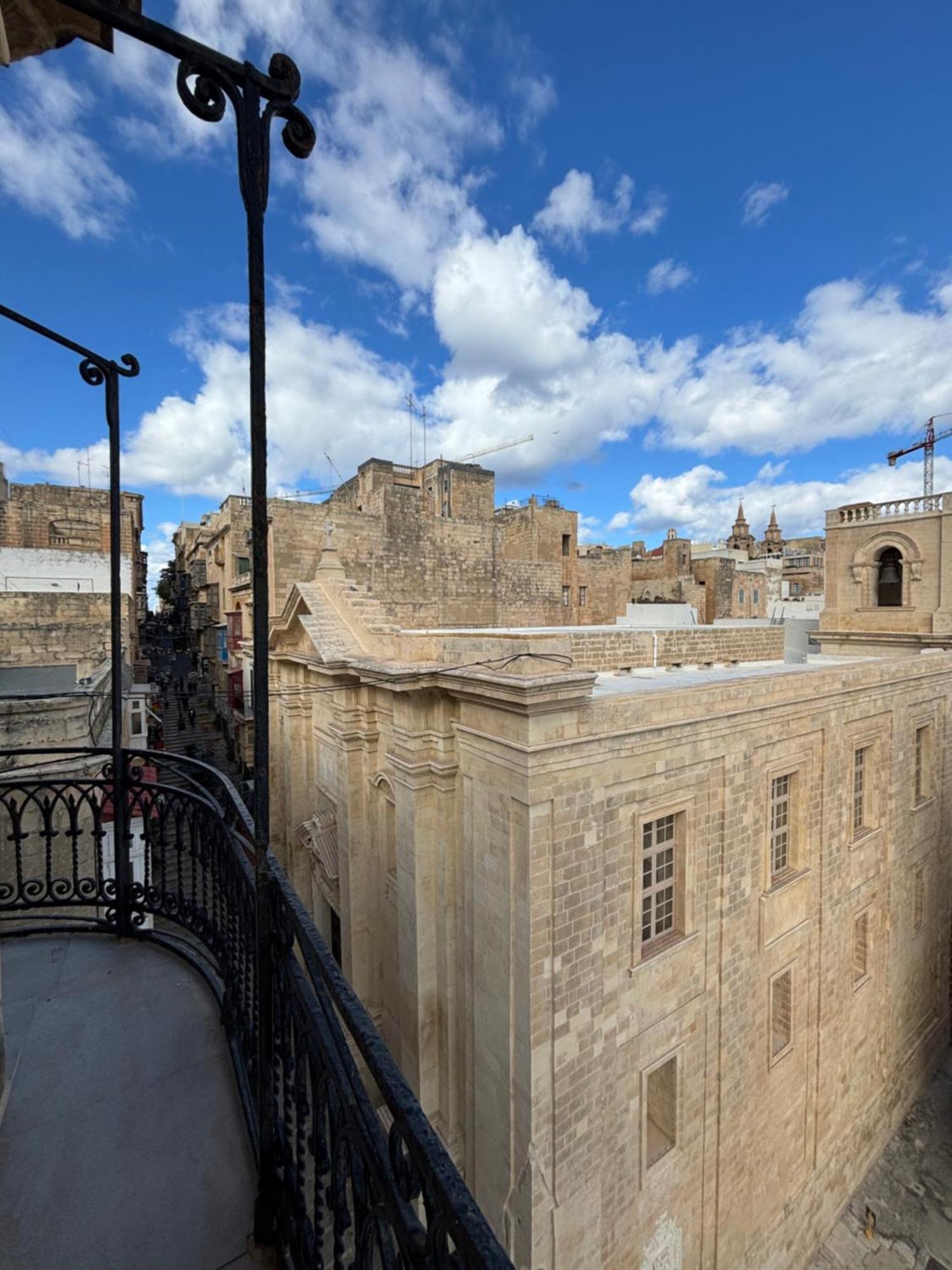 Grand Harbour Hotel Valletta Bagian luar foto