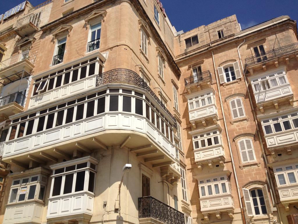 Grand Harbour Hotel Valletta Bagian luar foto